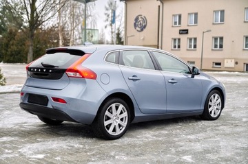 Volvo V40 II Hatchback Facelifting 2.0 D2 120KM 2018 VOLVO V40 INSCRIPTION PANORAMA SKÓRA AUTOMAT, zdjęcie 10