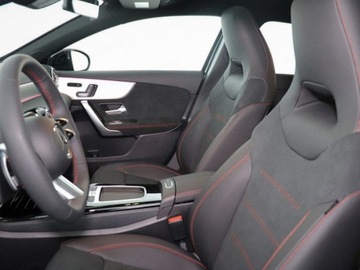 Mercedes Klasa A W177/V177 Hatchback Facelifting 2.0 220 190KM 2025 A Klasa 220 4-Matic AMG Line 2.0 (190KM) 2025, zdjęcie 4