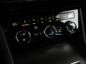 Skoda Superb III Kombi Plug-In Hybrid 1.4 TSI Plug-In-Hybrid 218KM 2020 Škoda Superb Skoda Superb PHEV skóra/alcentara, zdjęcie 26