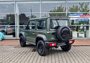 Suzuki Jimny IV Terenowy N1 1.5 VVT 102KM 2024 Suzuki Jimny PRO 1.5 4WD 5MT Ciemno-zielony Auto uzywane 1.5 Benzyna, zdjęcie 15