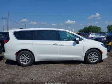 Chrysler Voyager V 2023 Chrysler Voyager LX 2023 3.6l 3.6 Benzyna 287KM, zdjęcie 6