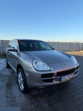 Porsche Cayenne I 2004 Porsche Cayenne 3.2 benzyna 250KM 2004r Niski przebieg