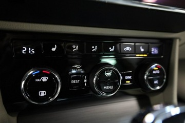 Skoda Superb III Liftback Facelifting 2.0 TDI SCR 200KM 2021 Škoda Superb Skoda Superb 200KM*Style*Salon, zdjęcie 20