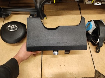 Доска-консоль, подушки, ремни, Yaris III 3 EU