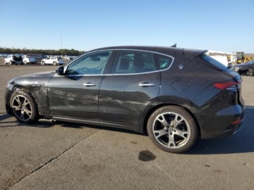 Maserati Levante 2023 Maserati Levante 2023, 3.0L, 4x4, GT, od ubezpieczalni 3.0 Benzyna 345KM, zdjęcie 4