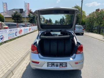 Chevrolet Cruze Sedan 2.0 VCDI 16V DOHC 163KM 2012 Chevrolet Cruze NAWIGACJA PARKTRONIC TYL TEMPOMAT NOWE TARCZE SWIECE KOMPL, zdjęcie 15