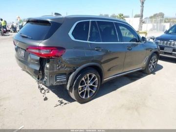 BMW X5 G05 2022 BMW X5 sDrive40I 2022 3.0l 3.0 Benzyna 335KM, zdjęcie 5