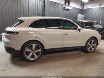 Porsche Cayenne III 2024 Porsche Cayenne 2024, 3.0L V6 348KM, 4x4, auto odpala i jezdzi, od ubezpie, zdjęcie 5