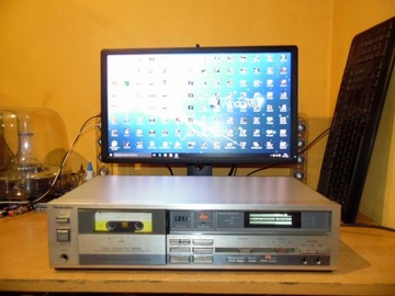 Technics RS-M233X Dolby B C DBX Винтажная кассетная магнитола серебристого цвета!!!