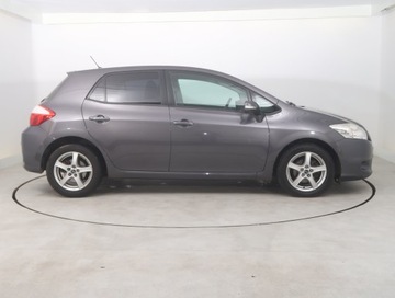 Toyota Auris I Hatchback 1.6 Valvematic 132KM 2010 Toyota Auris 1.6 Valvematic, Klima, Klimatronic, zdjęcie 5