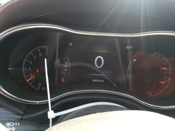 Jeep Grand Cherokee IV 2021 Jeep Grand Cherokee Laredo 2021 3.6l 3.6 Benzyna 293KM, zdjęcie 9