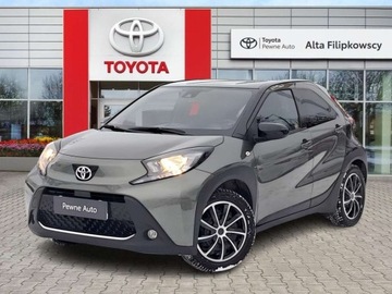 Toyota Aygo X 1.1 VVT-i 72KM 2022 Toyota Aygo X 1.0 VVTi Style Benzyna 72KM