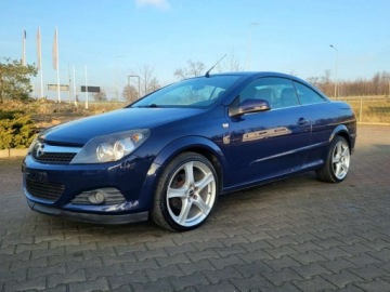 Opel Astra H Cabrio 1.6 Twinport ECOTEC 105KM 2007 Opel Astra Astra Kabrio 1.6 Benzyna 105KM