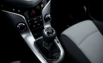 Chevrolet Cruze Sedan 1.8 16V DOHC 141KM 2012 Chevrolet Cruze 1.8b 141Ps Klimatyzacja Navi Szyberdach Parktronik niski P, zdjęcie 29