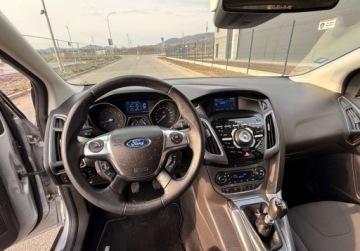 Ford Focus III Kombi 1.6 EcoBoost 150KM 2011 Ford Focus TITANIUM 1.6EB 150ps 6Biegow Tylko115TysPrzebiegu SamParkuje UN, zdjęcie 25