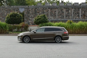 Ford Mondeo V Kombi 2.0 TDCi 180KM 2016 Ford Mondeo Vignale 2.0TDCi 180KM Automat 2016r., zdjęcie 2