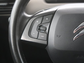 Citroen C4 Cactus Crossover Facelifting 1.2 PureTech 131KM 2018 Citroen C4 Cactus 1.2 PureTech, Salon Polska, zdjęcie 14