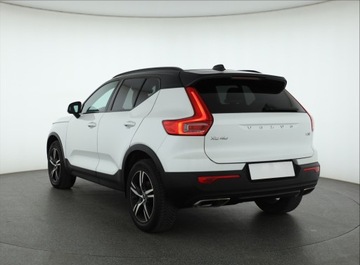 Volvo XC40 Crossover 1.5 T3 156KM 2018 Volvo XC40 T3, Salon Polska, Serwis ASO, Skóra, zdjęcie 3