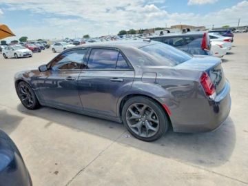 Chrysler 300C II 2021 Chrysler 300 Touring 2021 3.6 Benzyna 292KM, zdjęcie 1