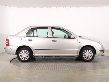 Skoda Fabia I Sedan 1.4 16V 75KM 2002 Skoda Fabia 1.4 16V, GAZ, Klima, zdjęcie 5