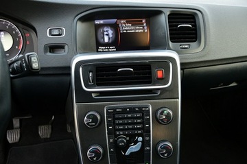 Volvo V60 I Kombi 1.6 T4 180KM 2012 Volvo V60 1,6 Benzyna 180Km Xenon Ledy Skóra Navi, zdjęcie 28