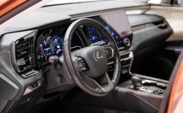 Lexus RX V 2.5 450h+ 309KM 2025 Lexus RX 450h Omotenashi PLUG-IN 2.5 Hybryda Plug-in 309KM, zdjęcie 23