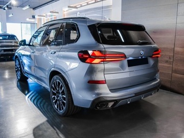BMW X5 G05 SUV Facelifting 3.0 30d 298KM 2025 BMW X5 xDrive30d Sport Suv 2.0 (298KM) 2025, zdjęcie 5
