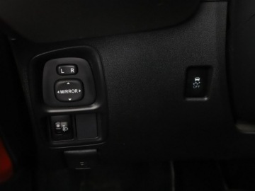 Toyota Aygo II Hatchback 5d 1.0 VVT-i 69KM 2016 Toyota Aygo klima Bluetooth tempomat niski, zdjęcie 27