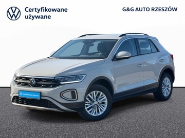 Volkswagen T-Roc I SUV Facelifting 1.5 TSI ACT 150KM 2023 Volkswagen T-Roc 1,5 TSI 150 KM Life DSG, Serwis ASO, Gwarancja, FV23 1.5