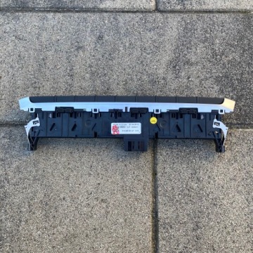 AUDI A3 8V 2012- ПАНЕЛЬ ПЕРЕКЛЮЧАТЕЛЕЙ 8V0925301AT