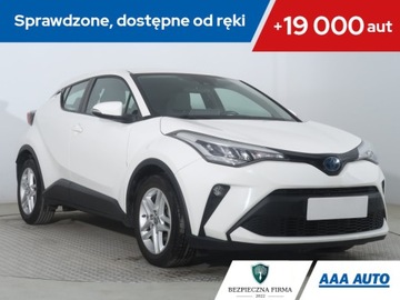 Toyota C-HR I Crossover Facelifting 1.8 Hybrid 122KM 2022 Toyota C-HR 1.8 Hybrid, Serwis ASO, Automat