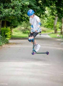 HULAJNOGA WYCZYNOWA KOLOROWA SLICK COLOR DWUKOŁOWA DLA DZIECI 6+ CHROME