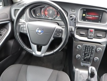 Volvo S40 II 2014 Volvo V40 2.0 D4, 187 KM, Skóra, Navi, Klima, zdjęcie 6