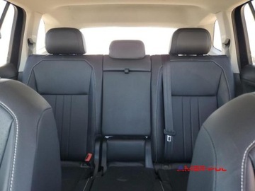 Volkswagen Tiguan II 2022 Volkswagen Tiguan 2022 r.,2,0L FWD SE 2.0 Benzyna 184KM, zdjęcie 9