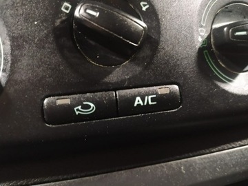 Skoda Fabia II Hatchback Facelifting 1.4 16V 85KM 2014 Škoda Fabia Skoda Fabia 1.4 86KM, krajowy,, zdjęcie 7