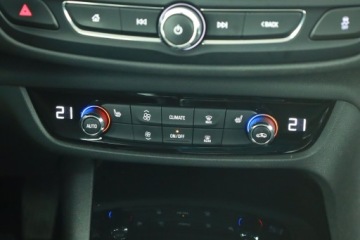 Opel Insignia I Hatchback Facelifting 2.0 CDTI Ecotec 170KM 2017 Opel Insignia 2.0 CDTI, Salon Polska, 167 KM, zdjęcie 9