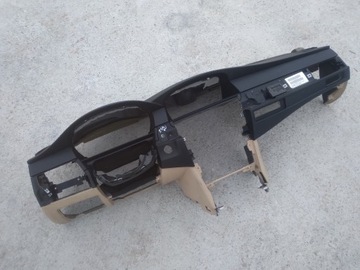 DESKA ROZDĚLOVAČE KOKPIT EVROPA ORIGINÁLNÍ 7 138 510 BMW E60 E61 PŘED FACELIFTEM