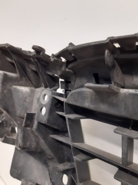 Решетка радиатора 8K0853651 Audi A4 B8