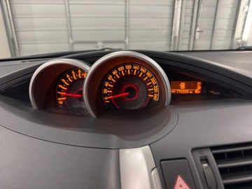 Toyota Verso Minivan 1.8 Valvematic 147KM 2010 Toyota Verso duze rodzinne 7osobowe przestronne auto w benzynie i automac, zdjęcie 27