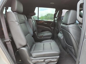 Cadillac Escalade III 2021 Cadillac Escalade Luxury 2021 6.2l 6.2 Benzyna 420KM, zdjęcie 11