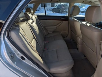 Toyota Avensis II Kombi 2.0 D-4D 116KM 2003 Toyota Avensis Klima Tempomat Serwis Gwarancja 2.0 Diesel 116KM, zdjęcie 31