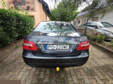 Mercedes Klasa E W212 Limuzyna 250 CDI BlueEFFICIENCY 204KM 2009 Mercedes Klasa E 250 CDI 204KM 2009r, zdjęcie 3