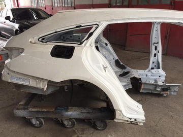 MERCEDES CLS W218 10-18 КРЫЛО ЗАДНЯЯ ЧЕТВЕРТЬ КРЫШИ