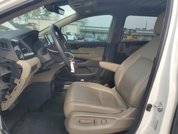 Honda Odyssey IV 2021 Honda Odyssey Touring 2021 3.5l 3.5 Benzyna 280KM, zdjęcie 7