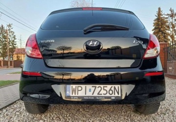 Hyundai i20 I Hatchback 5d Facelifting 1.4 CVVT 100KM 2014 Hyundai i20 2014 1.4 Benzyna 100KM Automatyczna skrzynia biegów, zdjęcie 6