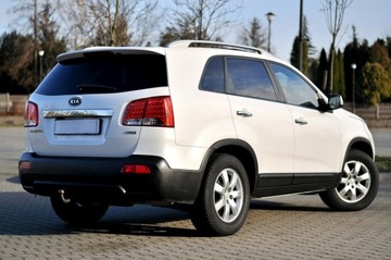 Kia Sorento II SUV 2.0 CRDi 150KM 2011 Kia Sorento 2,0CRDi 150KM Panorama Navi, zdjęcie 3