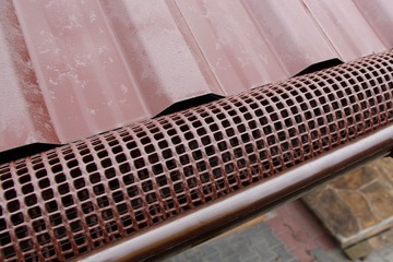 ПРОЧНАЯ ЗАЩИТНАЯ СЕТКА ДЛЯ ЖЕЛОБОВ ОТ ЗАГРЯЗНЕНИЙ 2mb КОРИЧНЕВАЯ 10шт