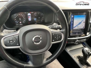 Volvo V60 I Kombi Facelifting 2.0 D3 DRIVE-E 150KM 2018 Volvo V60 2.0 Diesel 150KM LIFT Lakier w orygiale Bardzo zadbane, zdjęcie 14