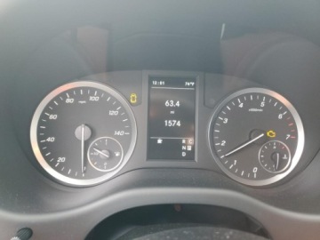 Mercedes 2023 Mercedes-Benz Inny 2023 MERCEDES-BENZ METRIS 2.0 Benzyna 208KM, zdjęcie 9