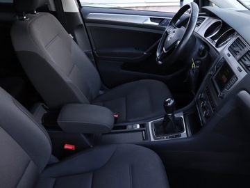 Volkswagen Golf VII Variant 1.2 TSI BlueMotion Technology 85KM 2017 VW Golf 1.2 TSI, Serwis ASO, Klima, Klimatronic, zdjęcie 8